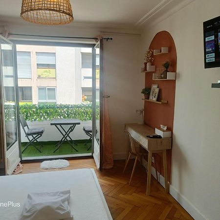 Belle Chambre D'Hote Avec Balcon Prive - 3 Mins Gare Annemasse - Geneve Acces Direct Exterior photo