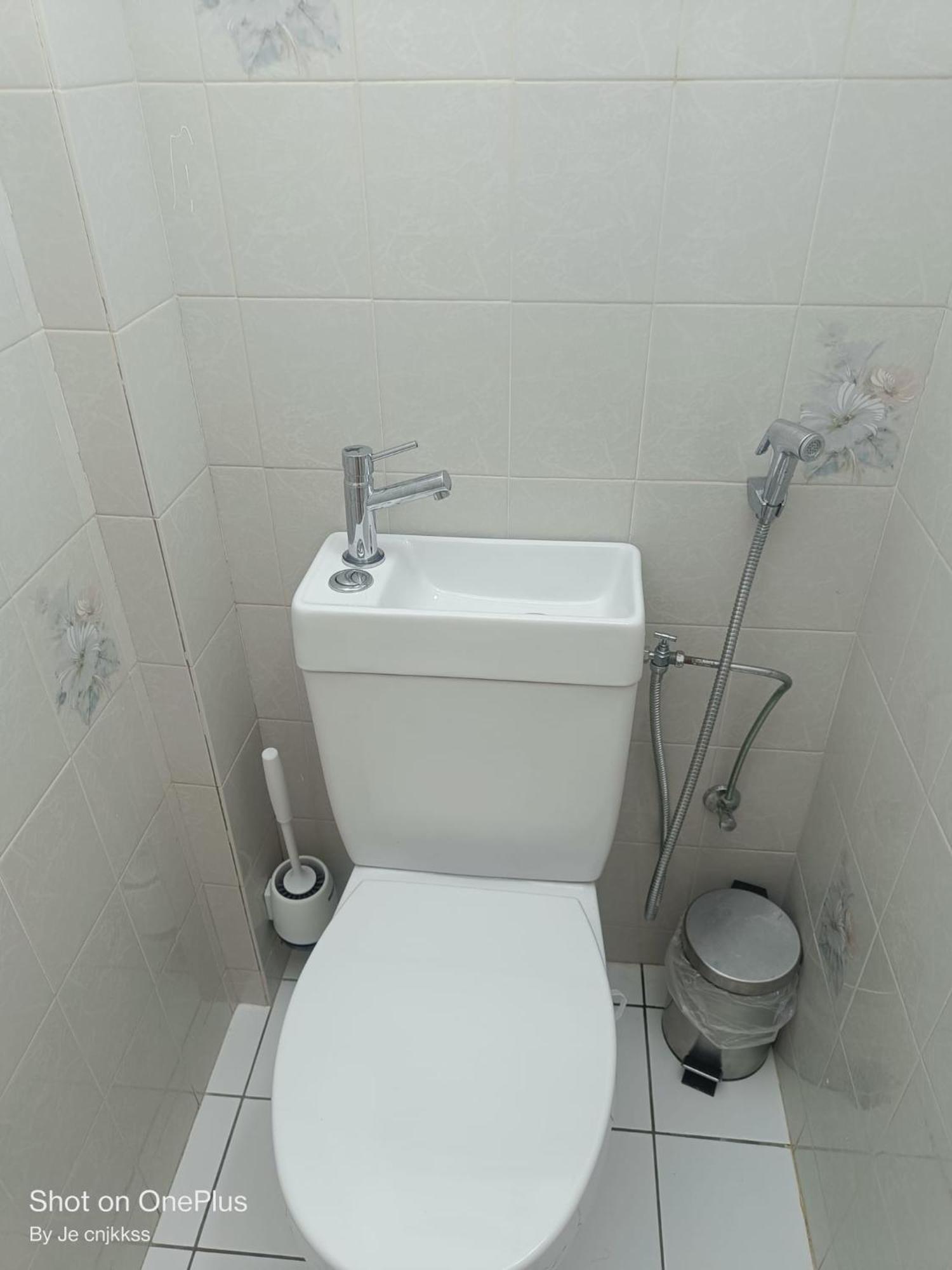 Belle Chambre D'Hote Avec Balcon Prive - 3 Mins Gare Annemasse - Geneve Acces Direct Exterior photo