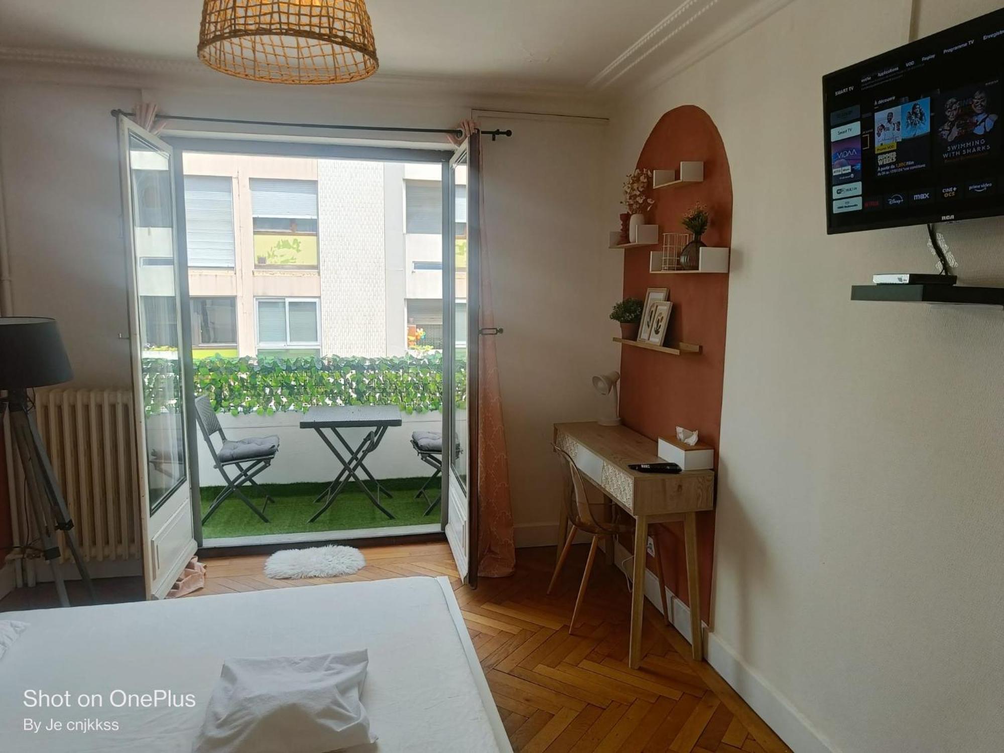 Belle Chambre D'Hote Avec Balcon Prive - 3 Mins Gare Annemasse - Geneve Acces Direct Exterior photo