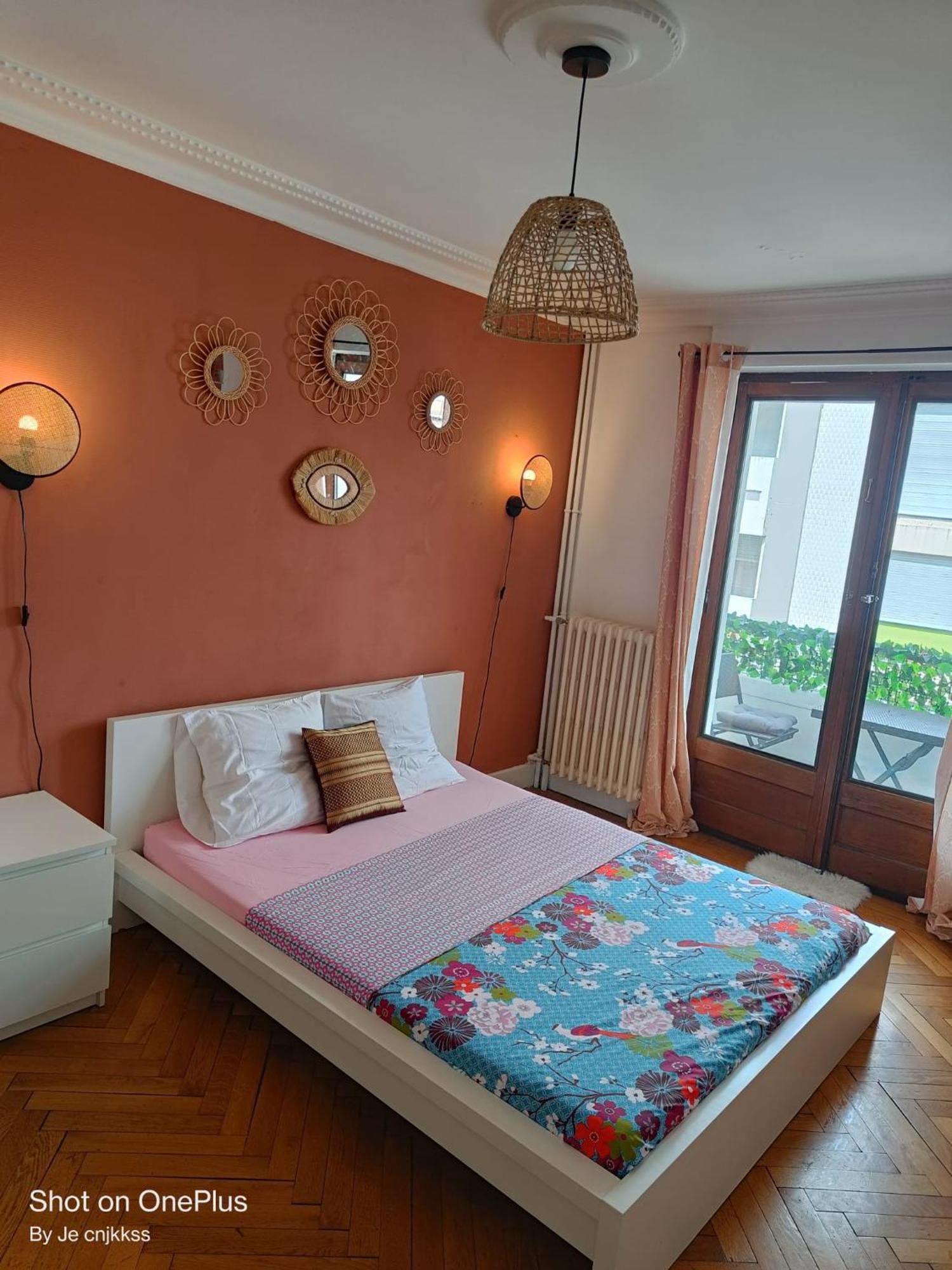 Belle Chambre D'Hote Avec Balcon Prive - 3 Mins Gare Annemasse - Geneve Acces Direct Exterior photo